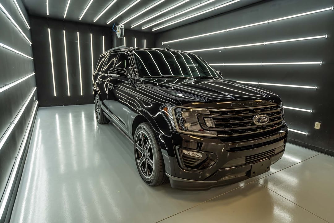 2020 Ford Expedition Stealth Edition 1